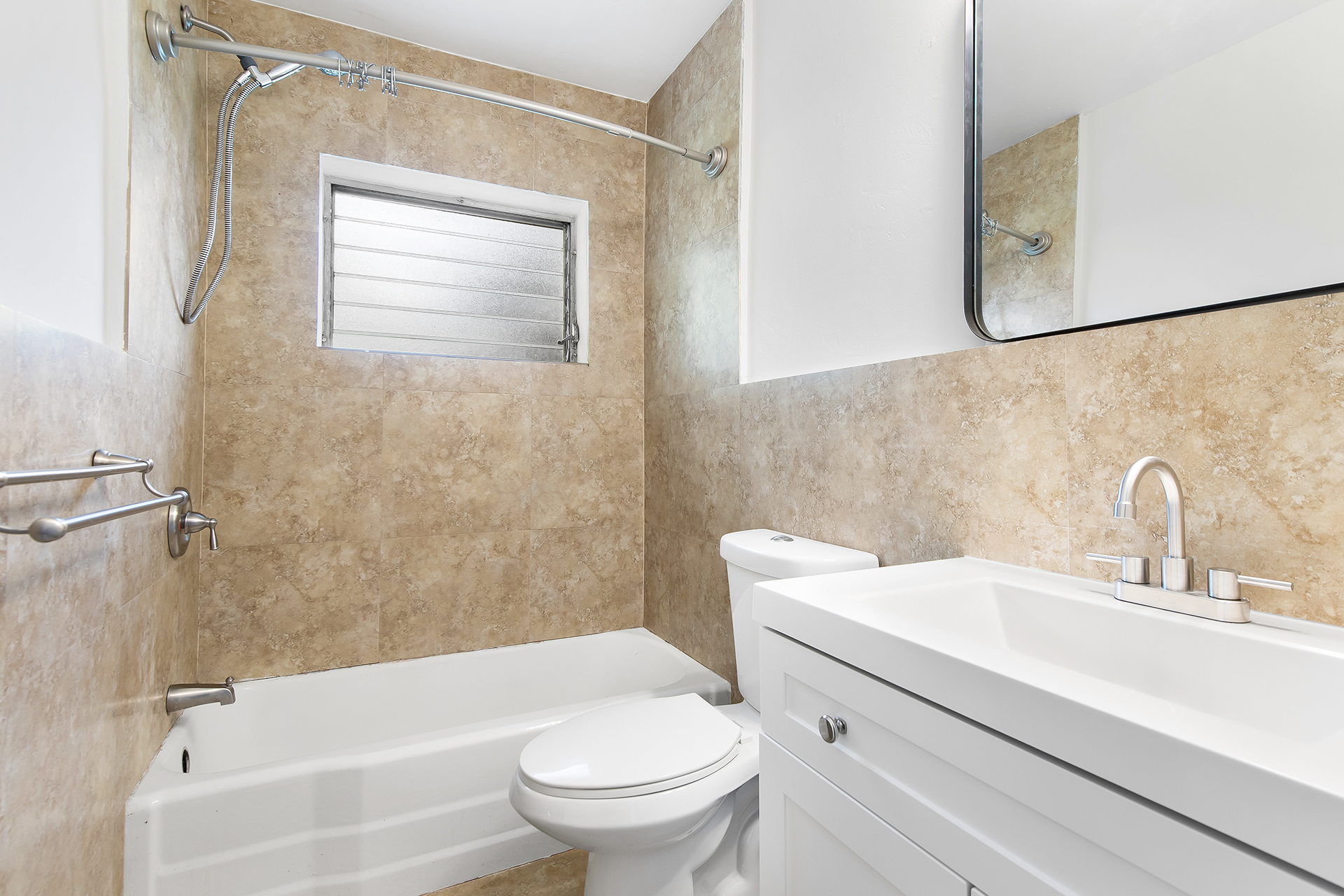 GUEST-BATH