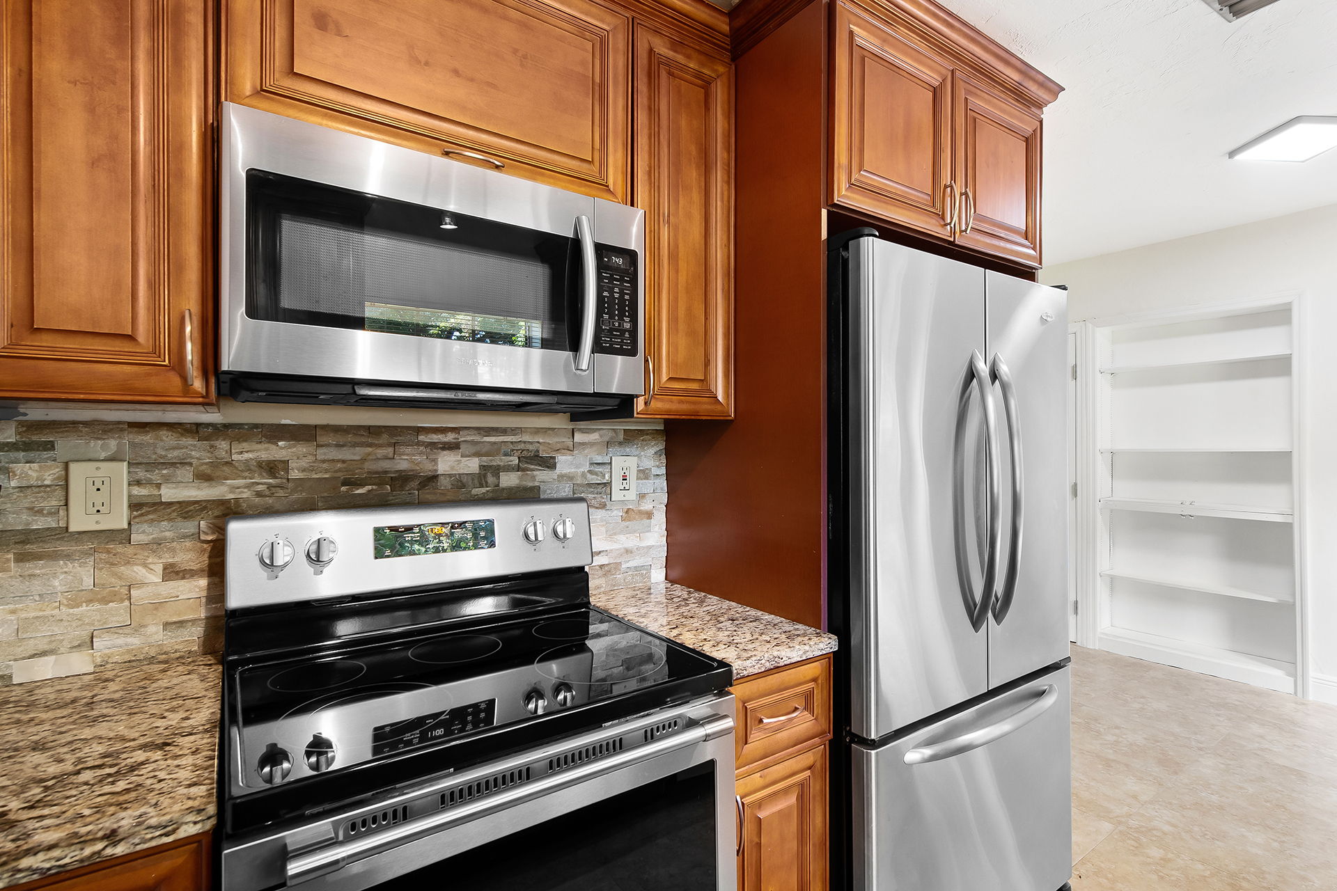 KITCHEN-2