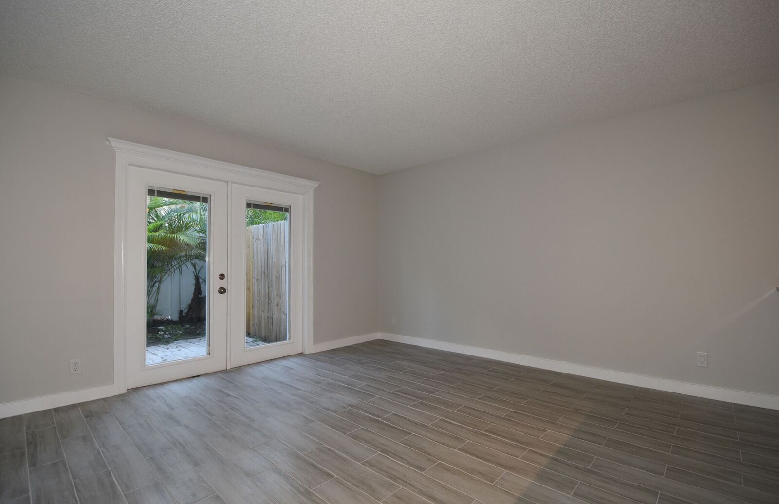 4.FRENCH DOORS.jpeg