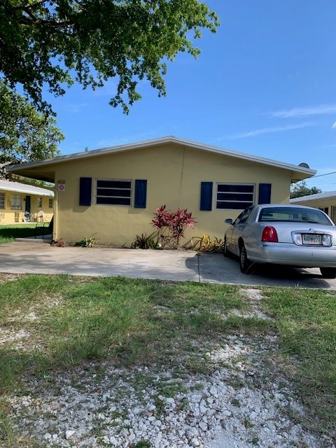 EXTERIOR-PHOTOS-408-412-SE-9-STREET-7.27.22